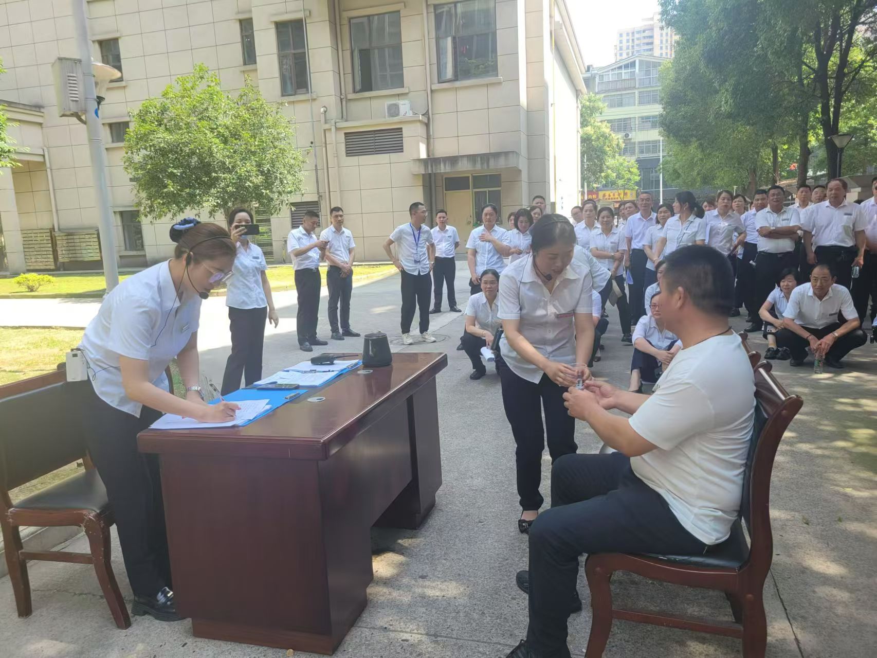 常德物業(yè)管理,物業(yè)企業(yè),陽(yáng)光物業(yè) 常德物業(yè)管理,物業(yè)企業(yè),陽(yáng)光物業(yè)